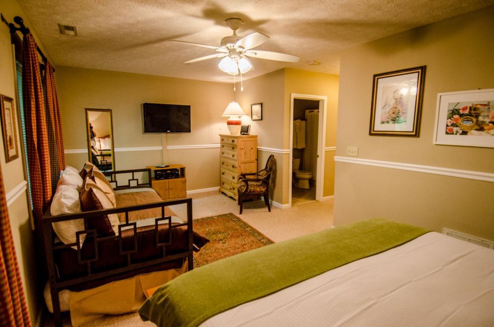 Asheville Cabins Of Willow Winds エクステリア 写真