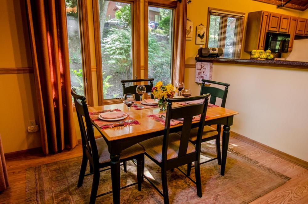 Asheville Cabins Of Willow Winds エクステリア 写真